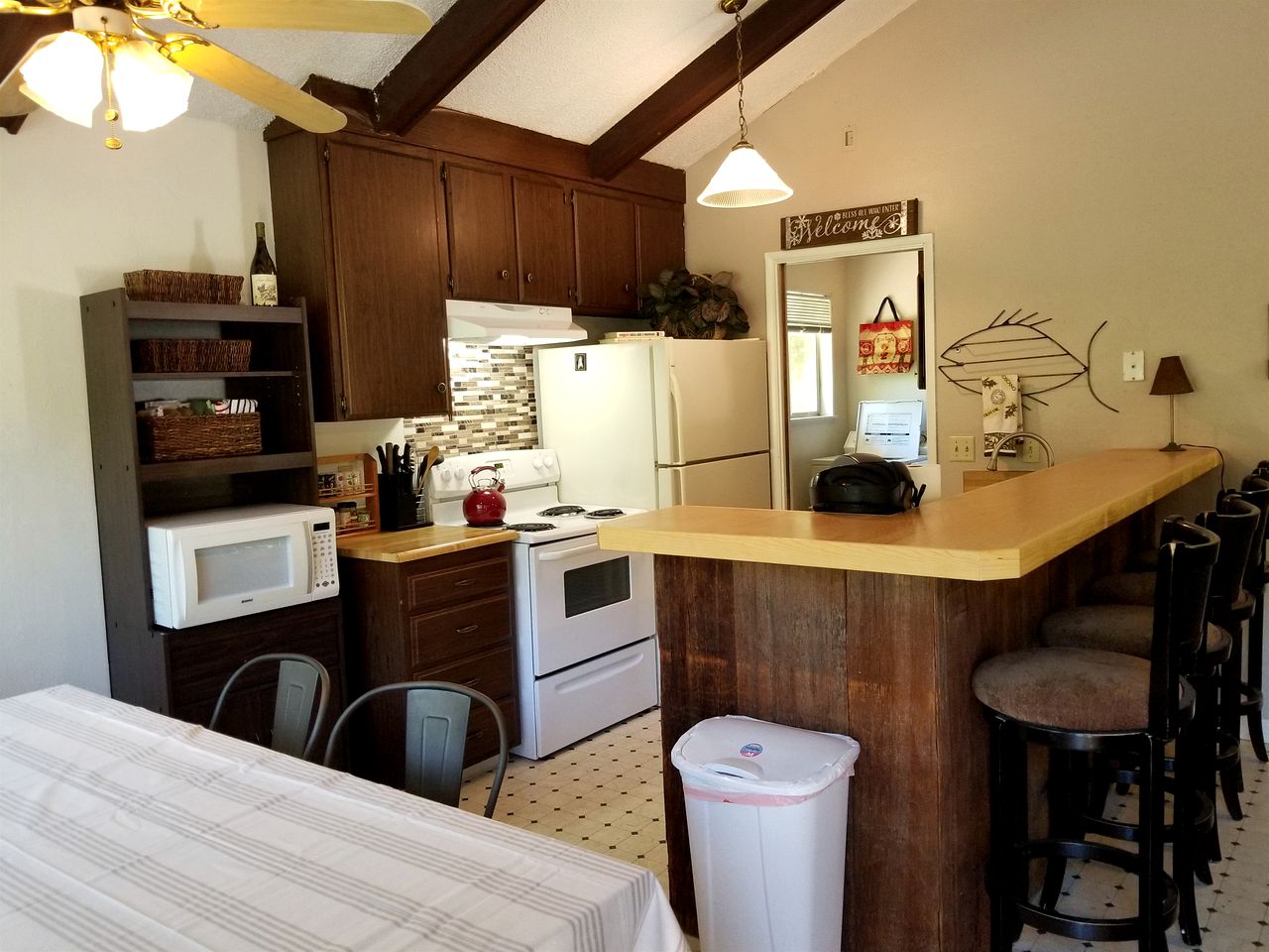 Spectacular Cottage with Nice Sights in Castella, California