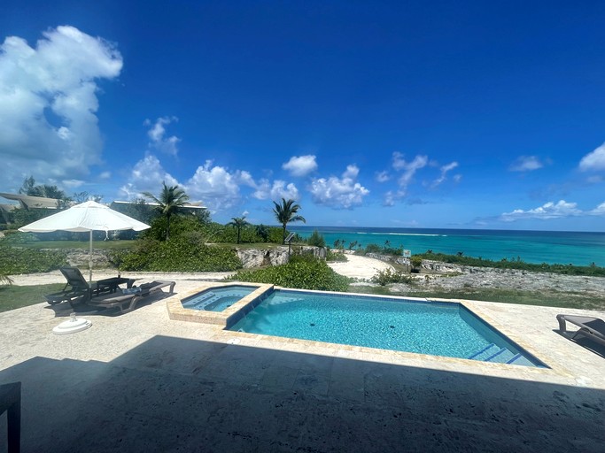 Vacation Rentals (Bahamas, Governor's Harbour, North Eleuthera)
