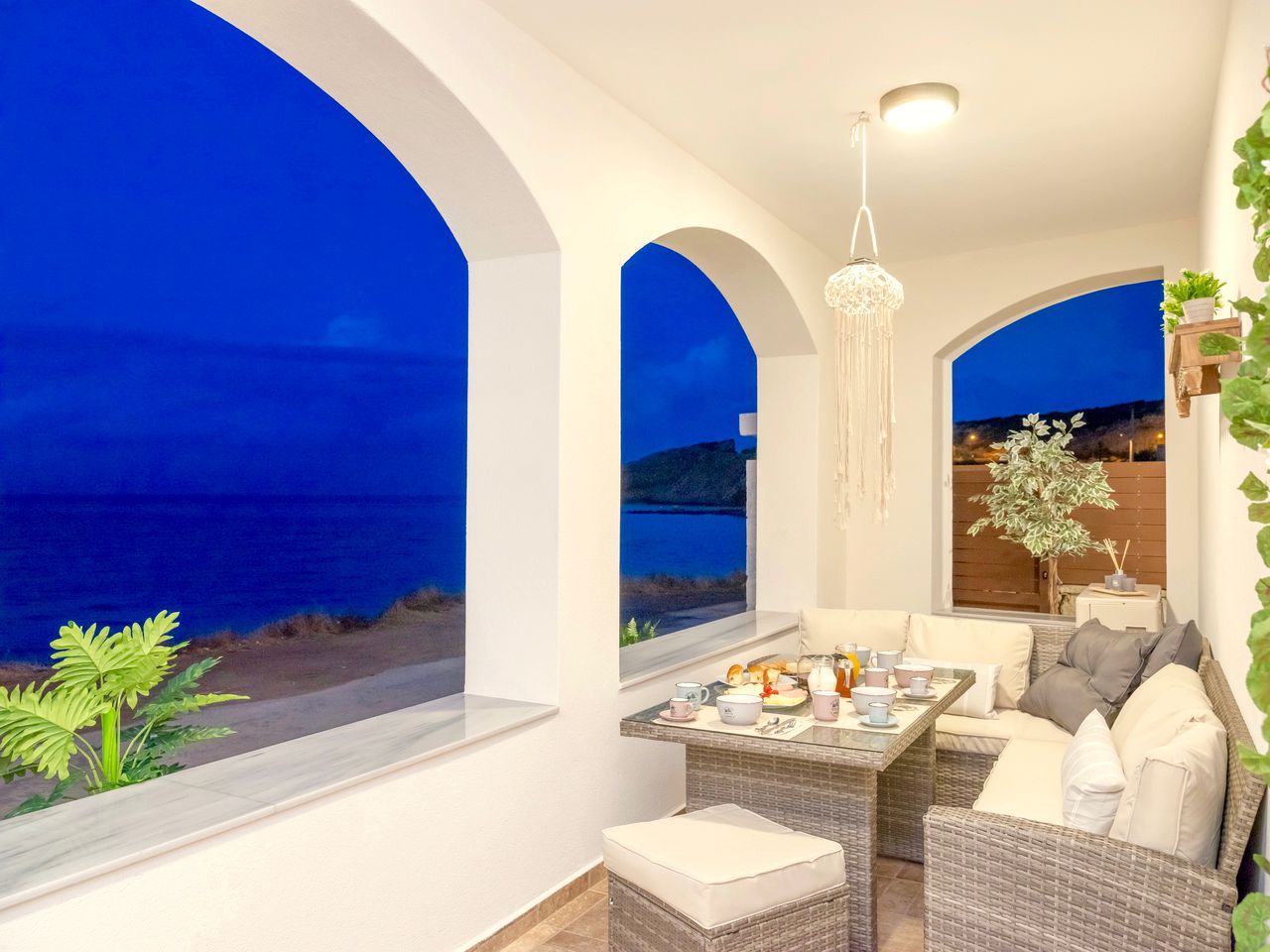 Stunning Oceanfront Villa, Perfect for a Greek Getaway
