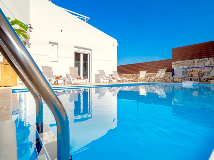 Villas (Greece, Prinos, Crete)