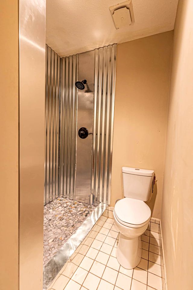 Mountain Majesty: Cabin in Bryson City with Panoramic Ridge Views