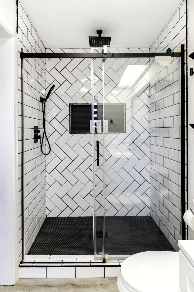 Stunning Cottage with Hot-tub and Fireplace in Yucca Valley, California