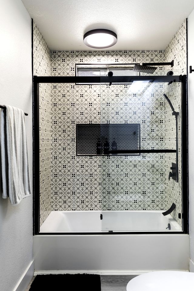 Stunning Cottage with Hot-tub and Fireplace in Yucca Valley, California