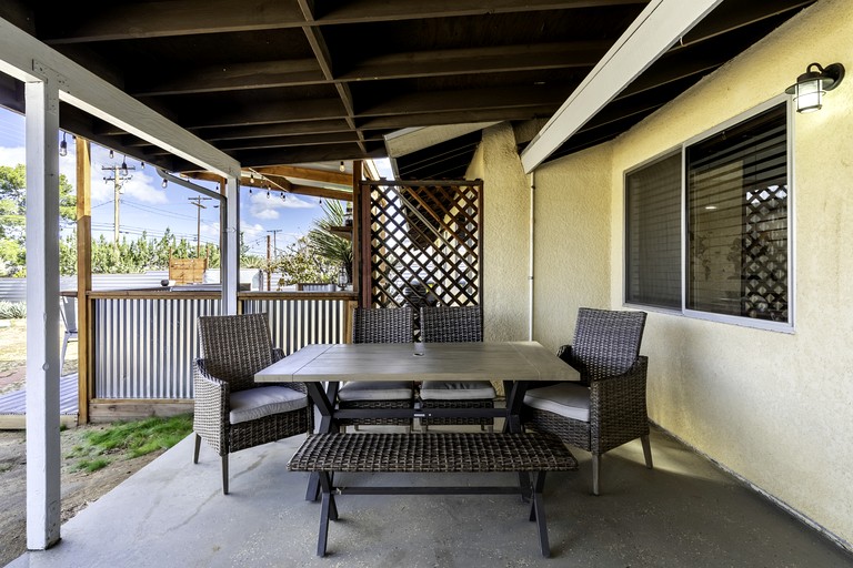 Cottages (United States of America, Yucca Valley, California)