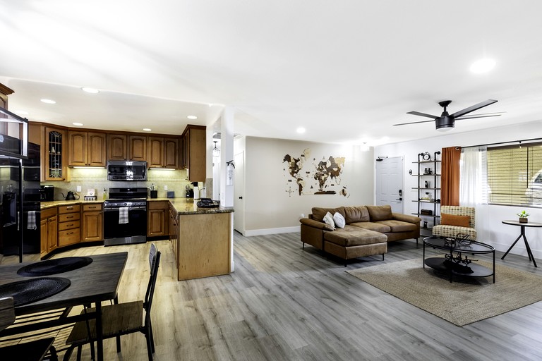 Cottages (United States of America, Yucca Valley, California)