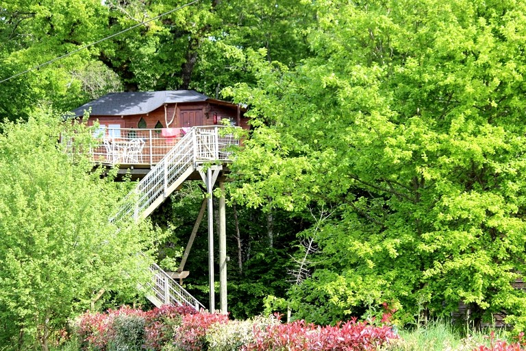 Tree Houses (Dienné, Nouvelle-Aquitaine, France)