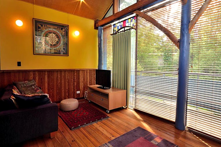 Denmark, WA accommodation: luxury tree house rental