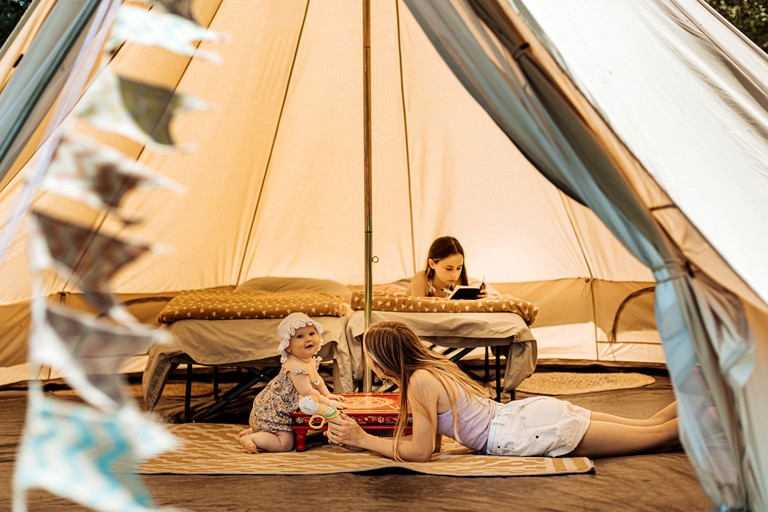 Bell Tents (United Kingdom, Haslemere, England)