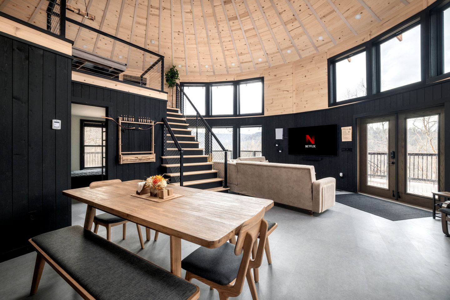 Skyline Drive Yurt Glamping near Shenandoah National Park