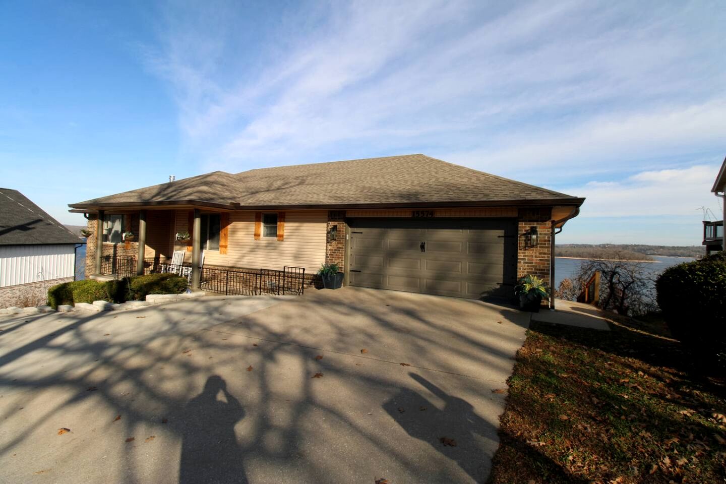 Luxury Lakeview Home with Expansive Two-Level Deck Near Beaver Lake | Rogers, Arkansas