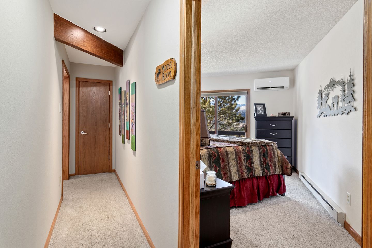 Incredible Mountain Retreat with Hot Tub and Panoramic Views near the Rockies and Estes Park, Colorado