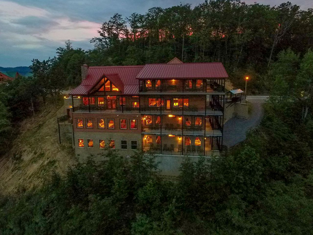 Extraordinary Vacation Cabin for Large Group Rental in Pigeon Forge, Tennessee