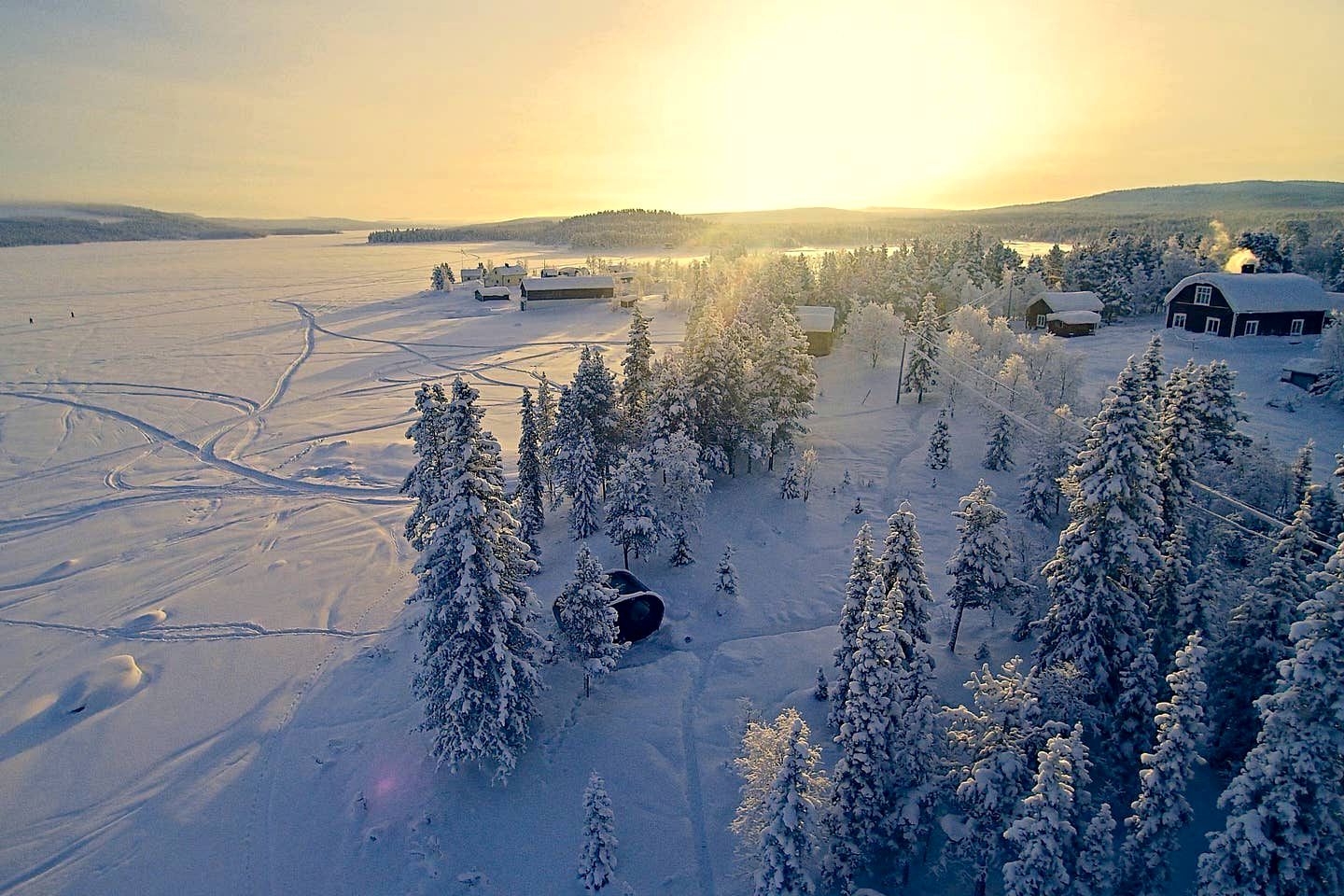 Luxury Camping Experience with Direct Access to Nature in Kiruna, Sweden