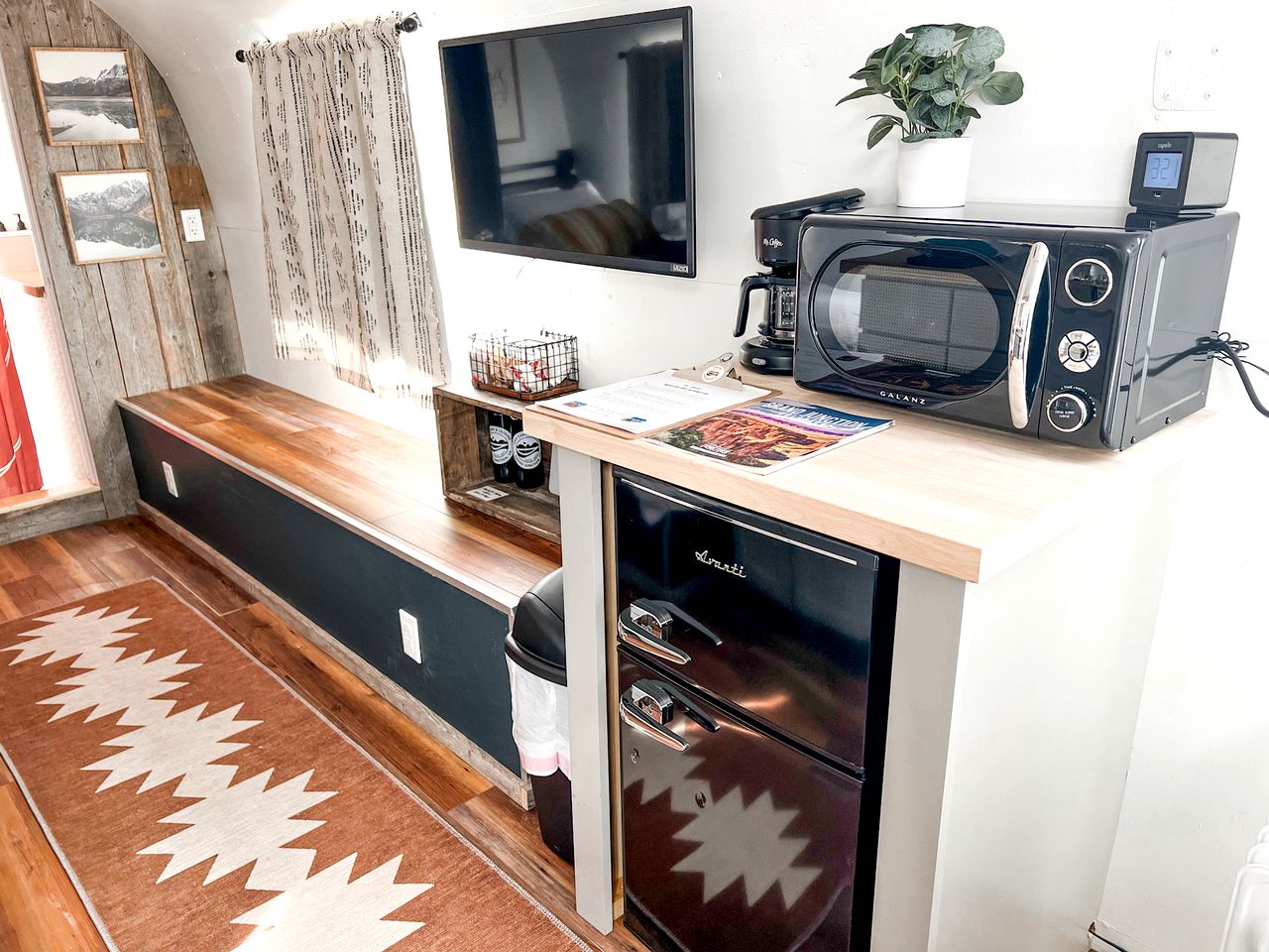 Sleek, Modern Airstream in Grand Junction, Ideal for Colorado Glamping Escapes