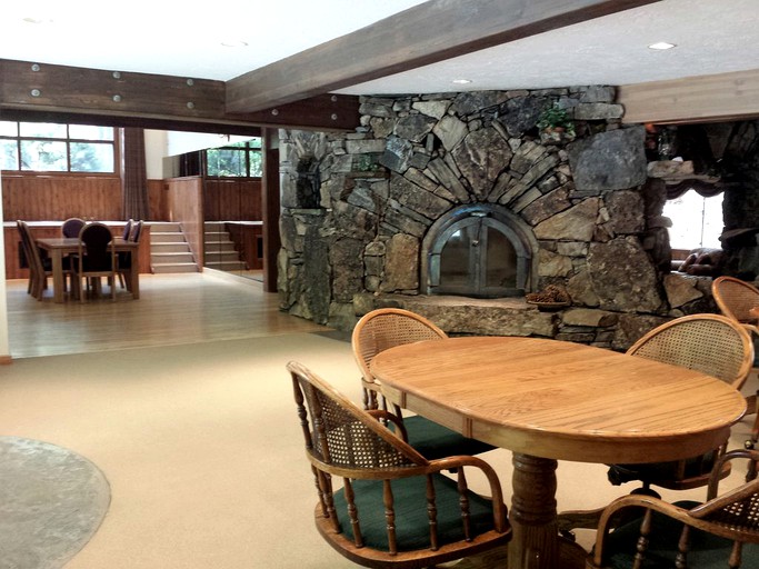 Private Islands (Hamilton, Montana, United States)