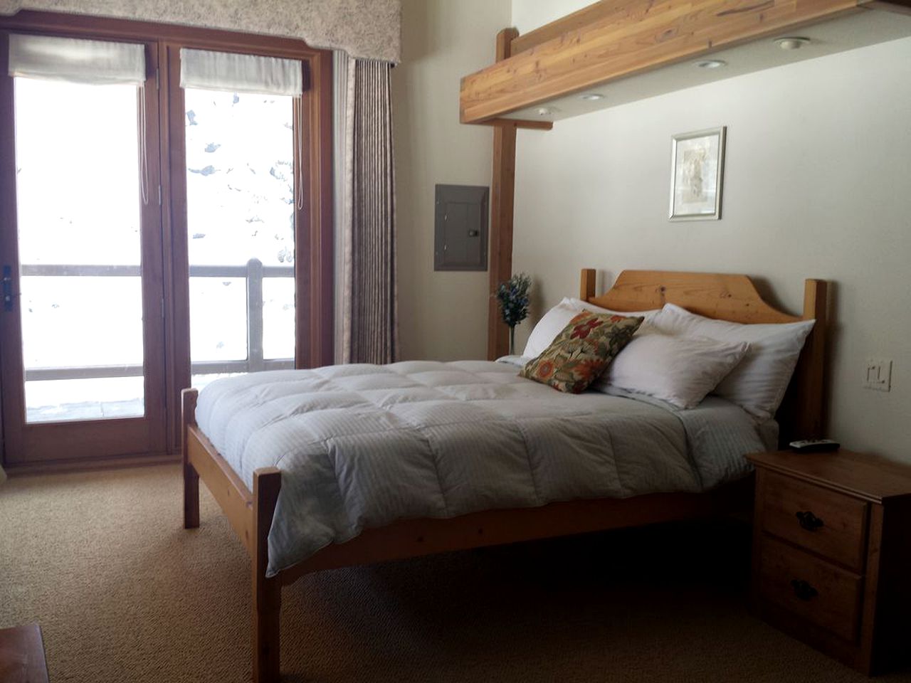 Amazing Mountainside Vacation Rental with Private Hot Springs in Hamilton, Montana