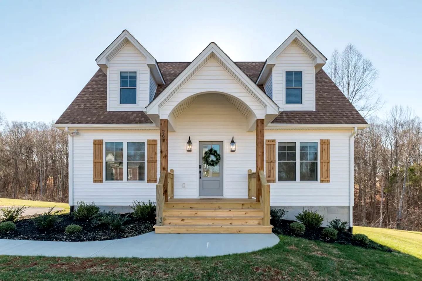 Double Cabins Ideal for Large Groups with Pool Table in Virginia