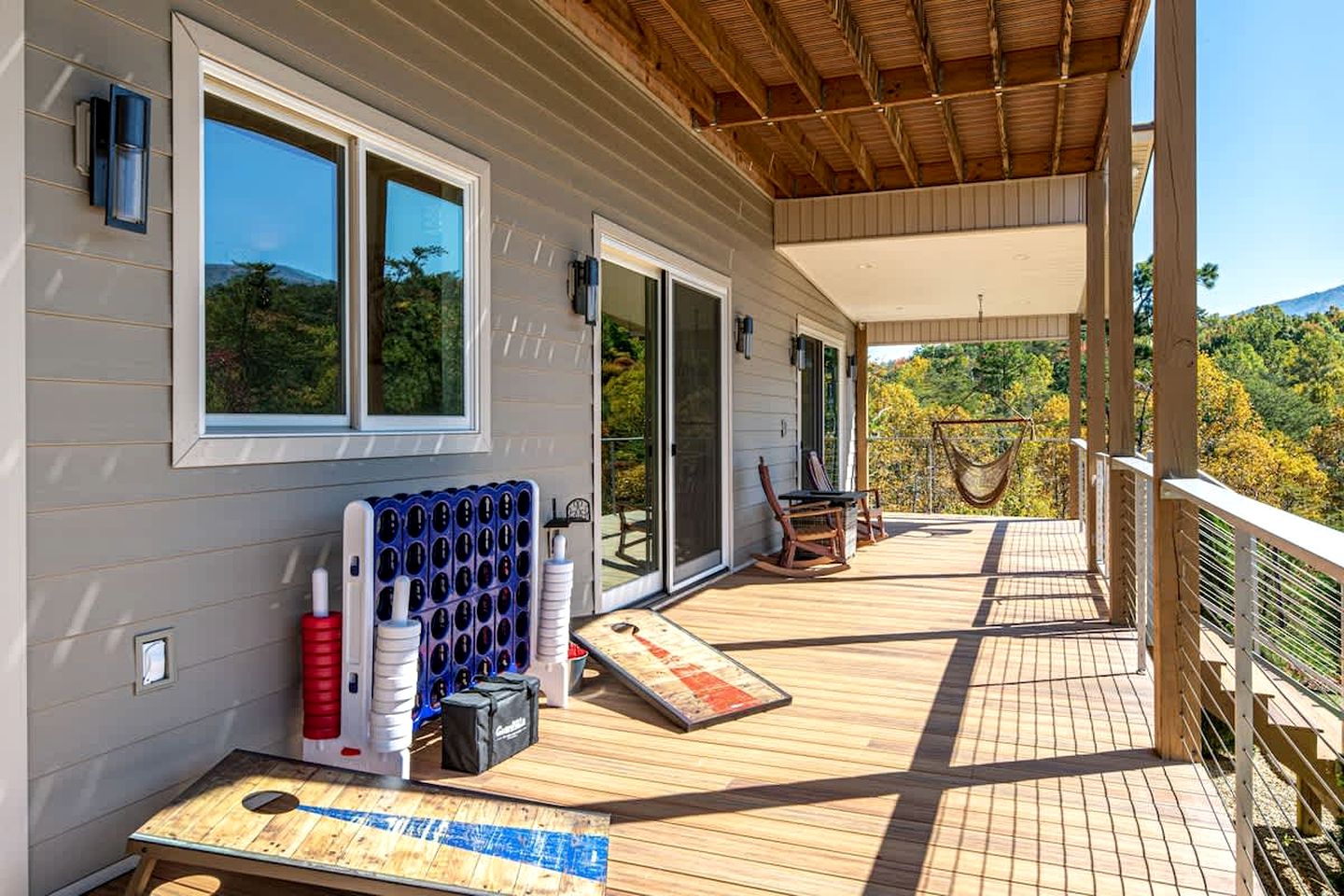 Pet Friendly Villa with Hot-tub in Gatlinburg, Tennessee