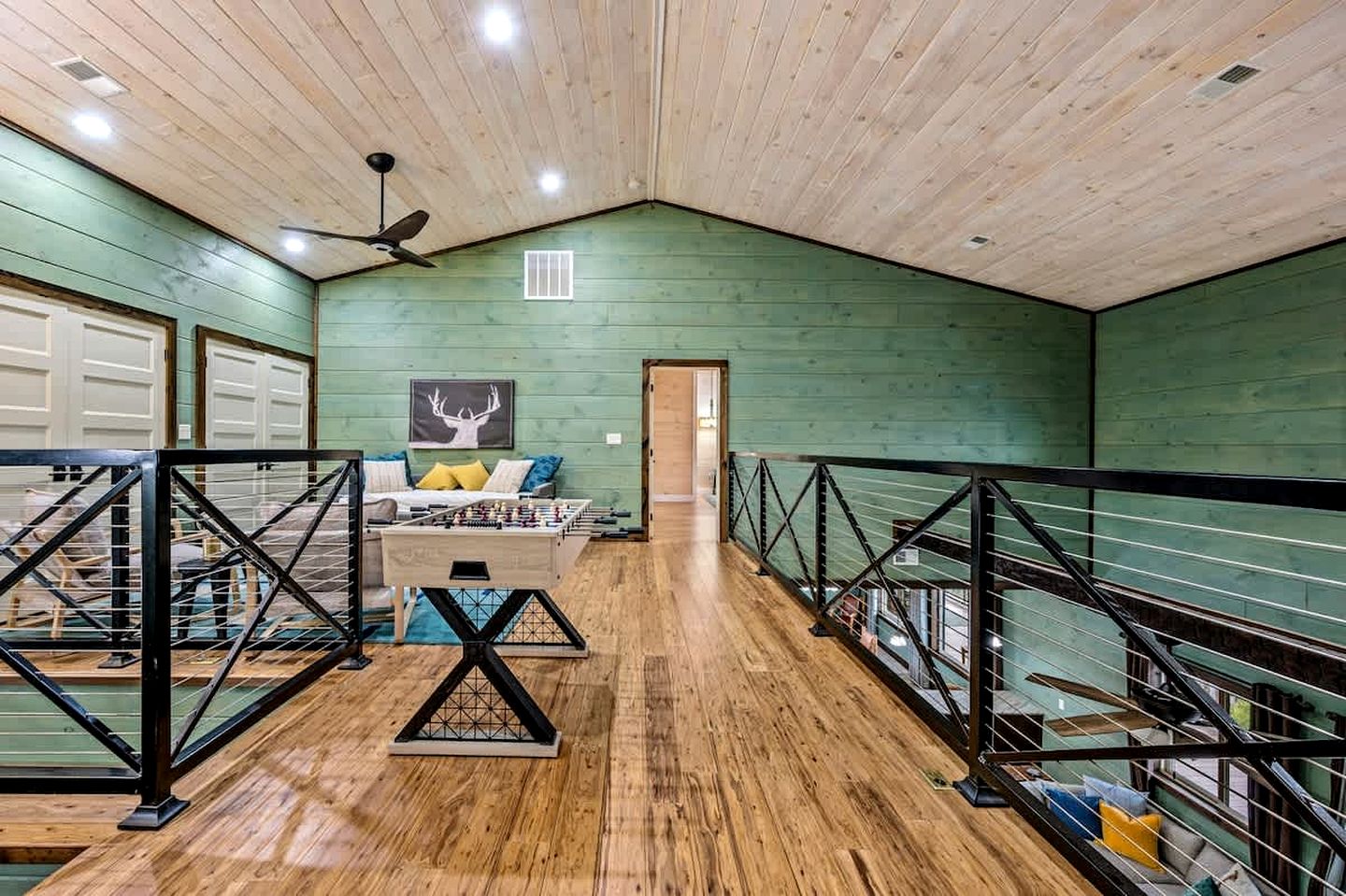 Cozy Villa with Hot-tub and Nice Vistas in Gatlinburg, Tennessee