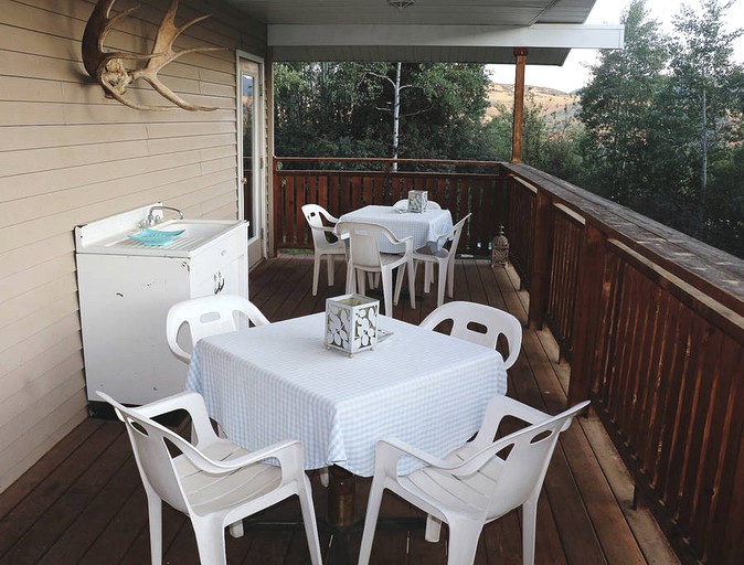 Sleepy Cat Mountain Real Estate and Lodging, Vacation Rentals 35254