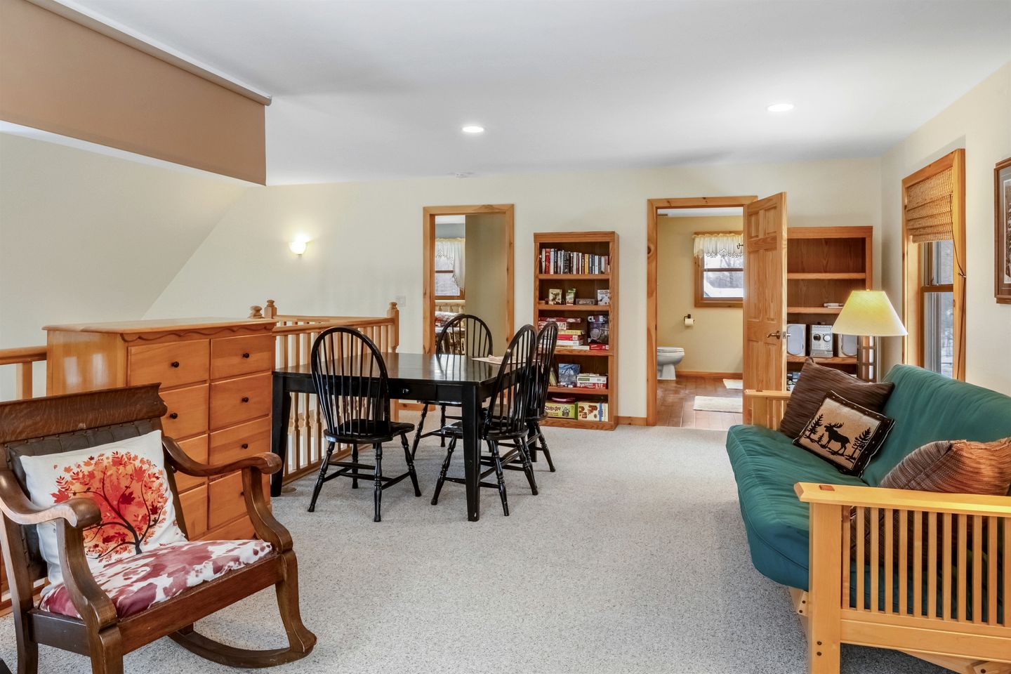 Cozy Log Cabin with Hot Tub & Firepit near Pebble Beach, Sister Bay, Wisconsin