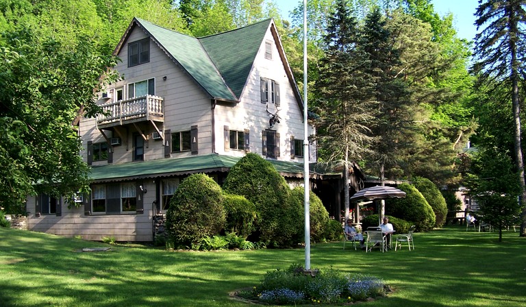 Nature Lodges (Oliverea, New York, United States)