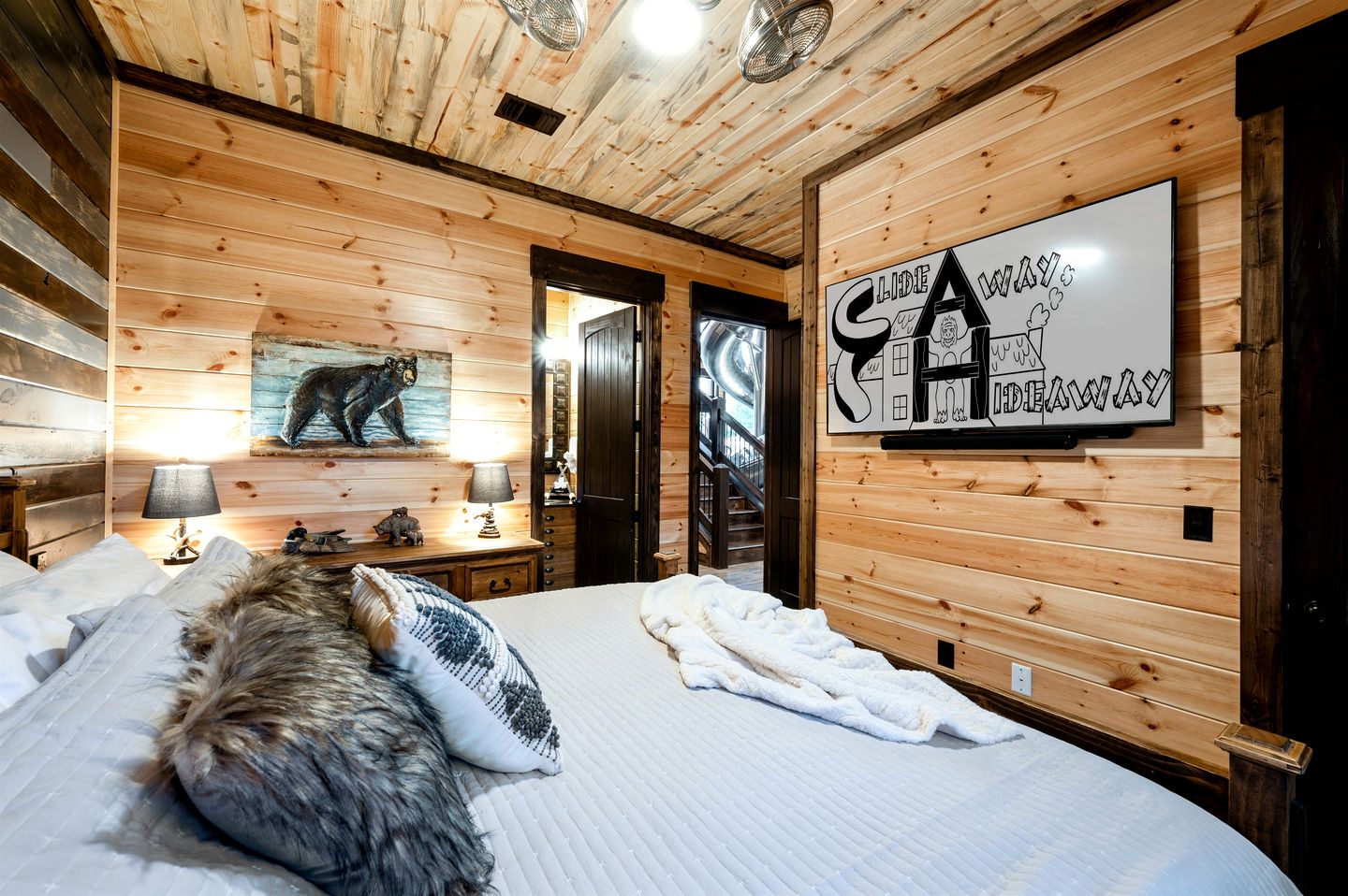 Gorgeous Cabin with Sauna and Hot-tub in Broken Bow, Oklahoma