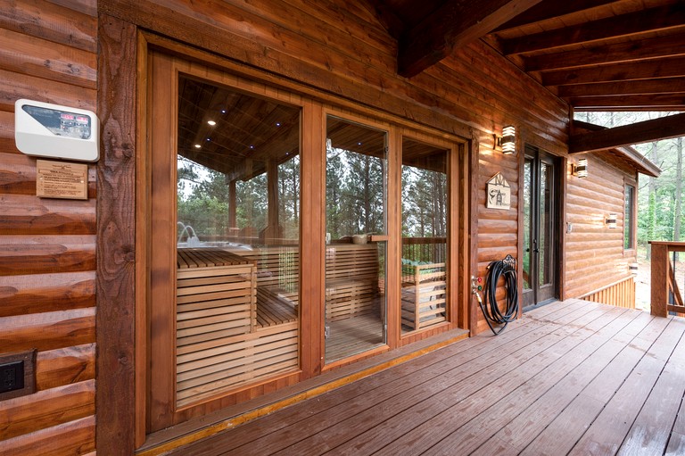 Cabins (United States of America, Broken Bow, Oklahoma)