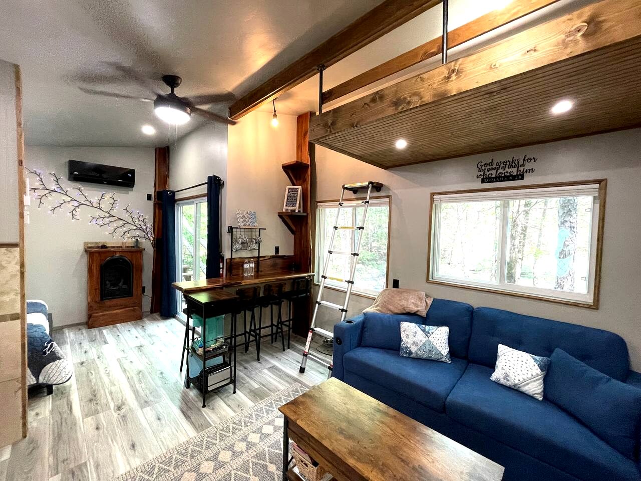 Cozy Tiny Cabin with Porch & Fire Pit near Scenic Trails in Western Arkansas