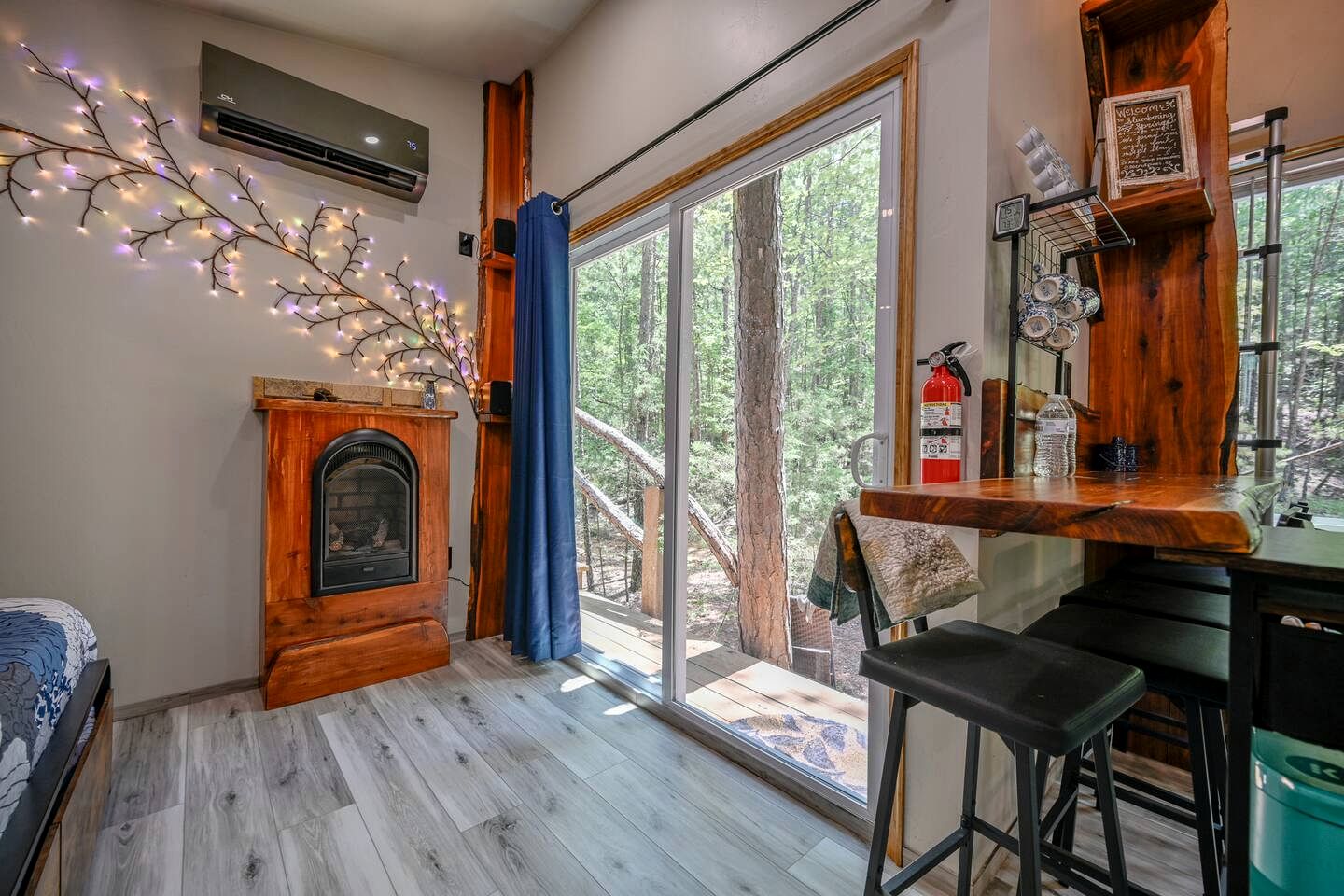 Cozy Tiny Cabin with Porch & Fire Pit near Scenic Trails in Western Arkansas