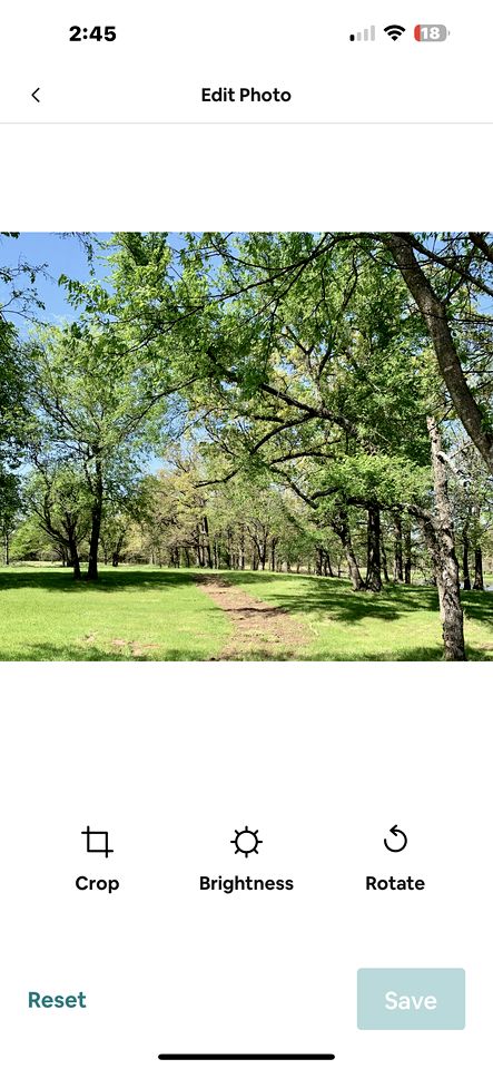 Romantic Cabin with Pond Views Great for Couples in Texas