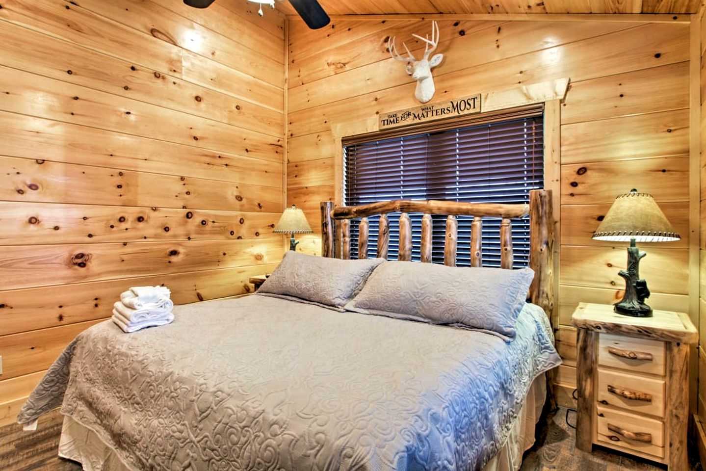 Spacious Rental with Amazing Views of the Smokies and Games Room in Gatlinburg, Tennessee