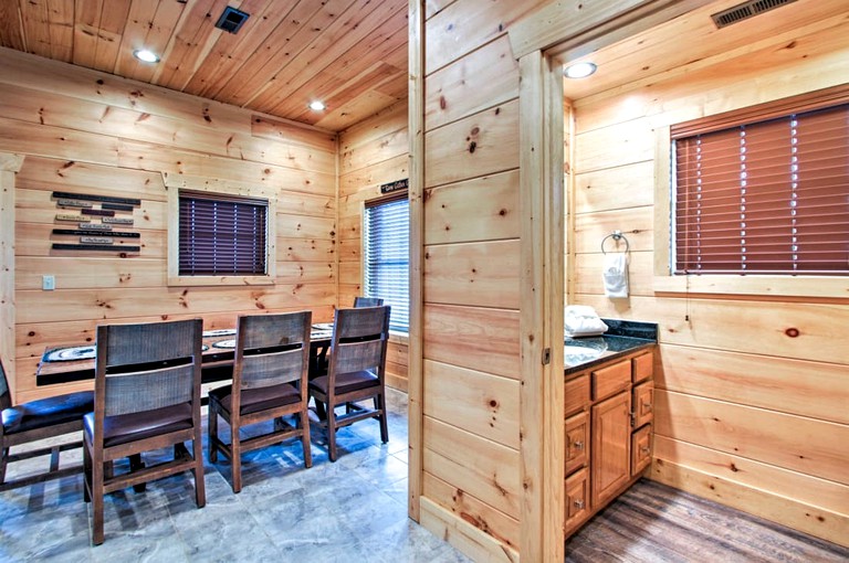 Cabins (United States of America, Gatlinburg, Tennessee)