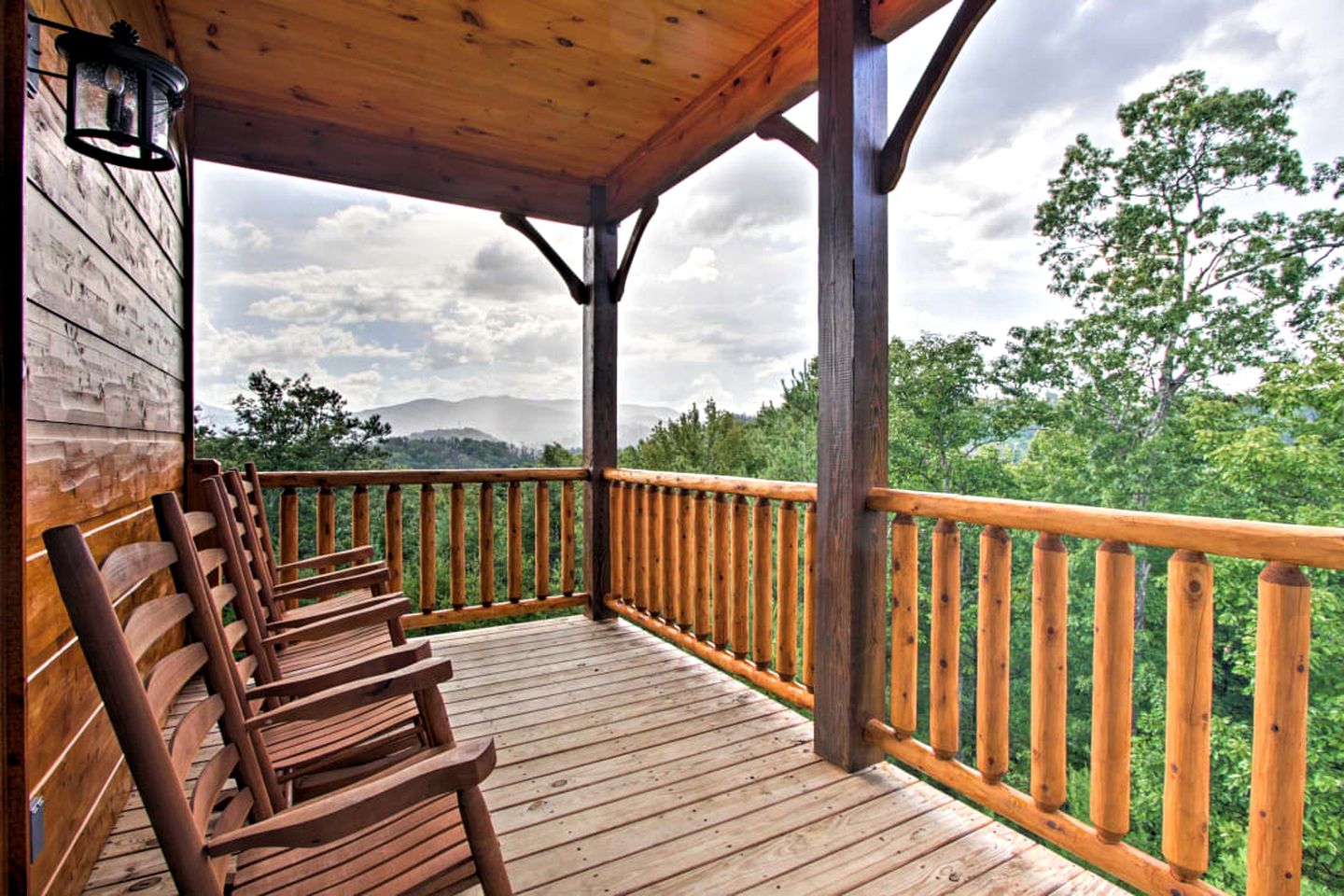 Spacious Rental with Amazing Views of the Smokies and Games Room in Gatlinburg, Tennessee