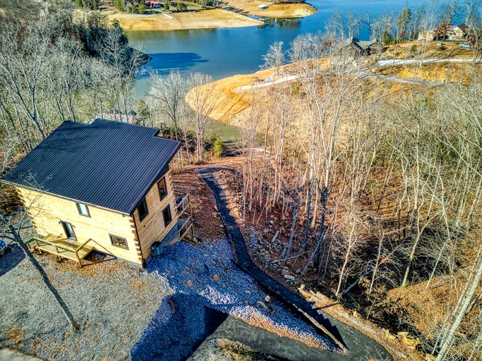 Cabins (United States of America, Dandridge, Tennessee)