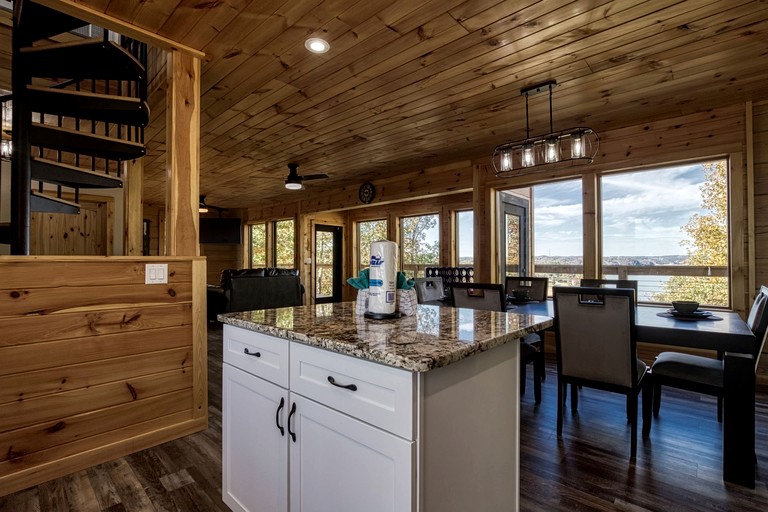 Cabins (United States of America, Dandridge, Tennessee)