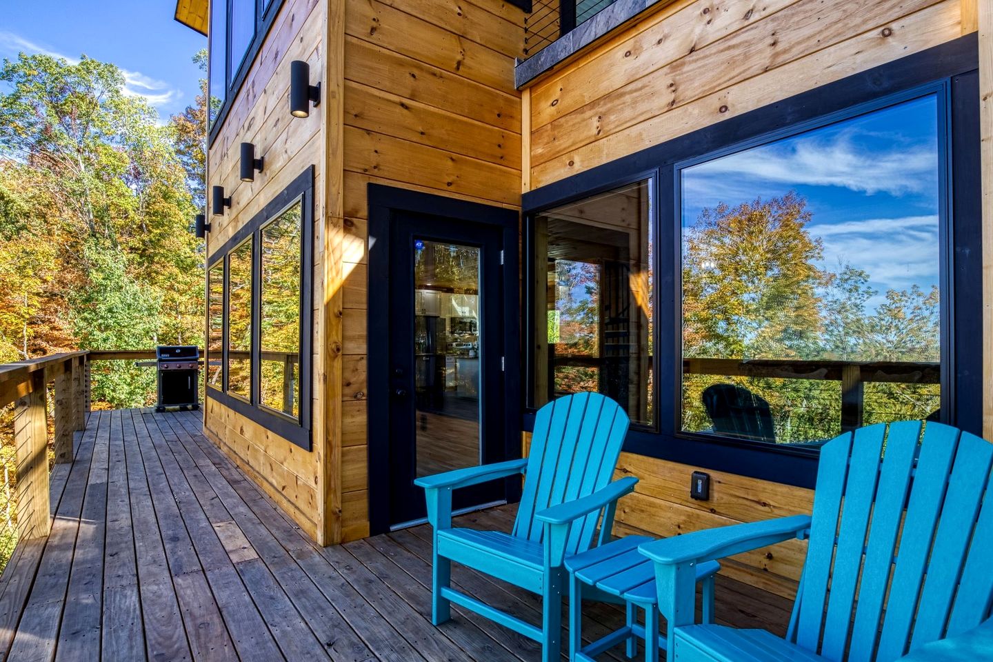 Stunning Lakefront Cabin with Hot Tub and Pool Table on Douglas Lake in Dandridge, Tennessee