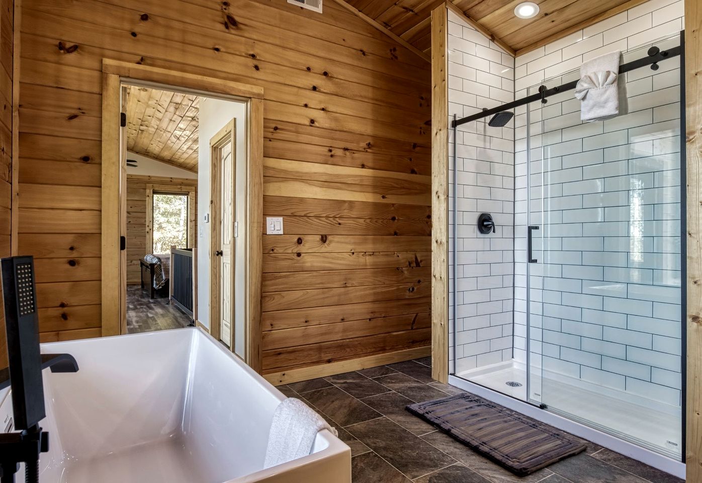 Stunning Lakefront Cabin with Hot Tub and Pool Table on Douglas Lake in Dandridge, Tennessee