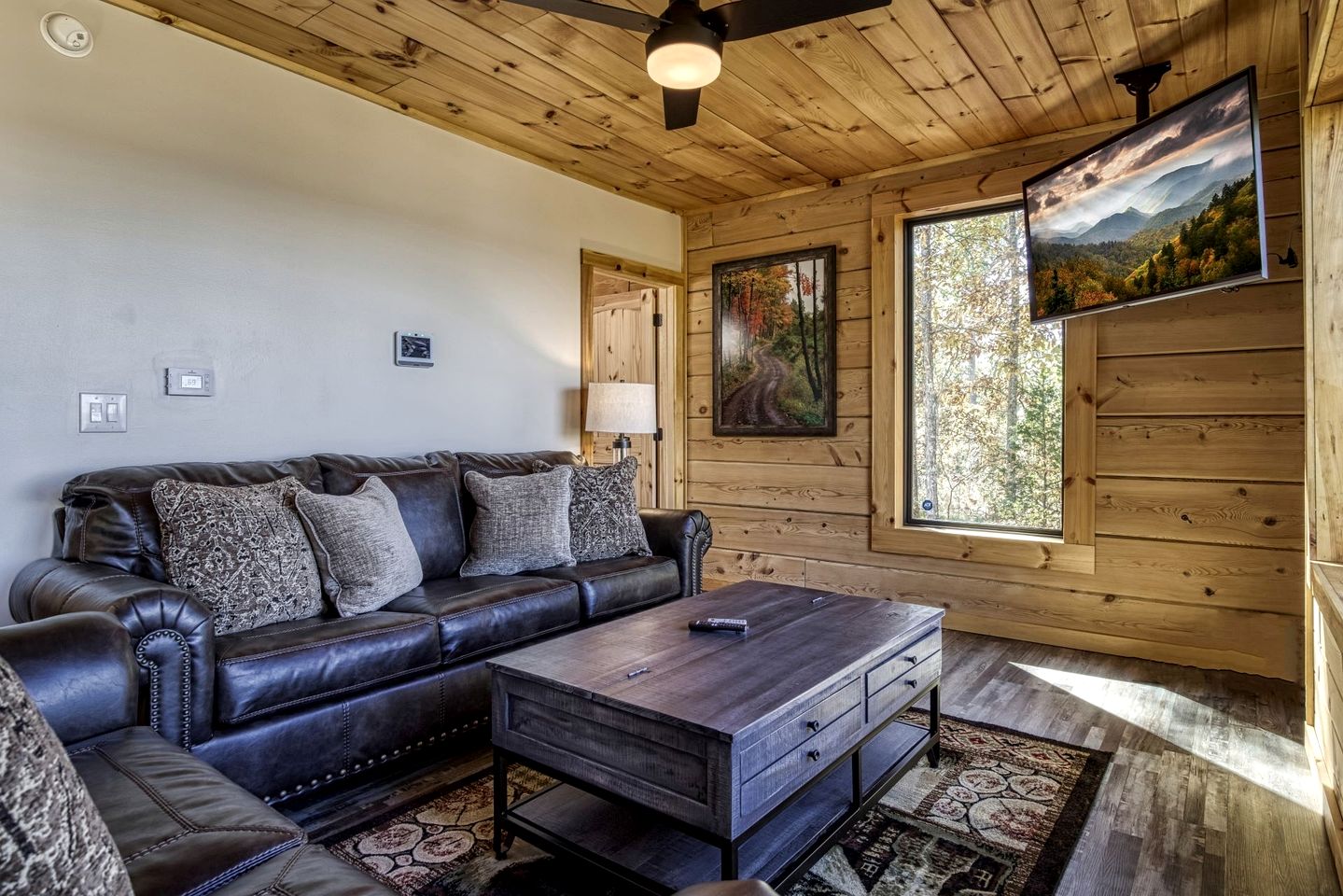 Stunning Lakefront Cabin with Hot Tub and Pool Table on Douglas Lake in Dandridge, Tennessee