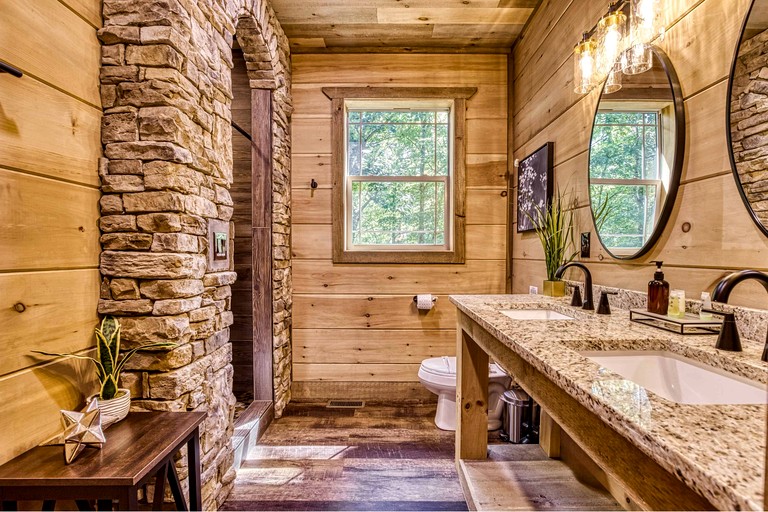 Cabins (United States of America, Gatlinburg, Tennessee)