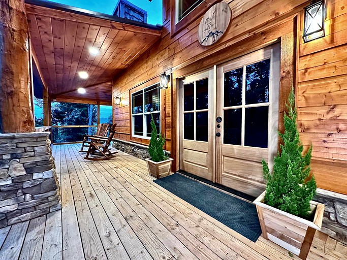 Cabins (United States of America, Gatlinburg, Tennessee)