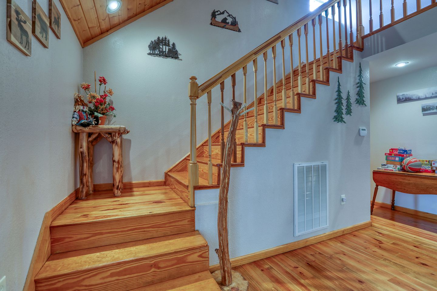 Cozy Tennessee Cabin Rental for Lovely Vacations to the Smokies