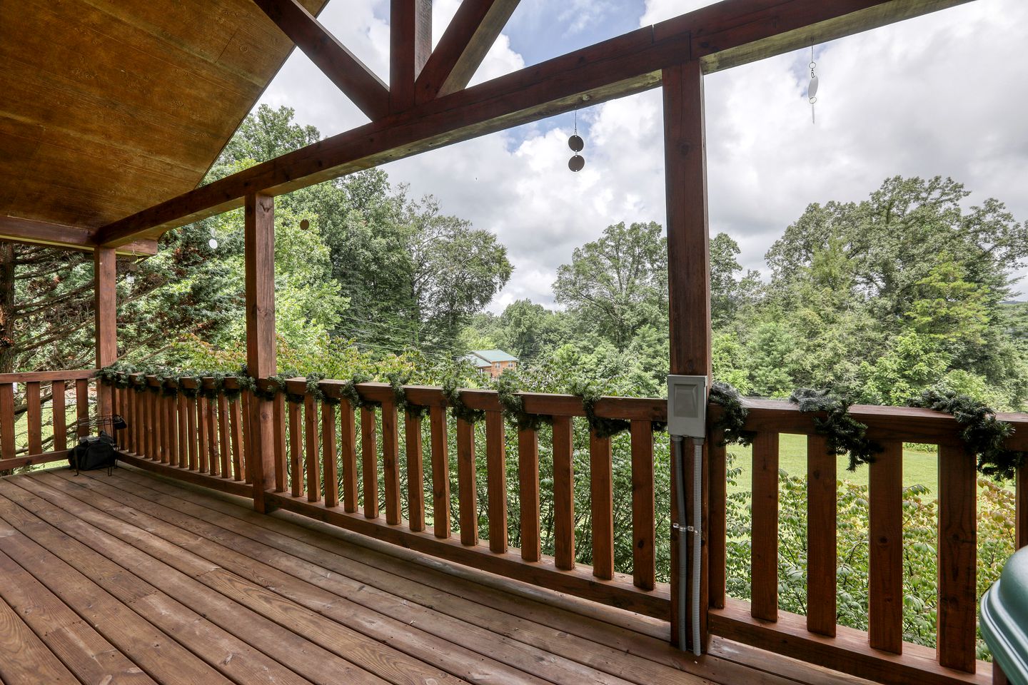 Cozy Tennessee Cabin Rental for Lovely Vacations to the Smokies