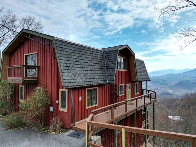 Cabins (United States of America, Gatlinburg, Tennessee)
