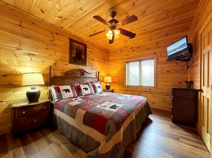 Cabins (United States of America, Gatlinburg, Tennessee)