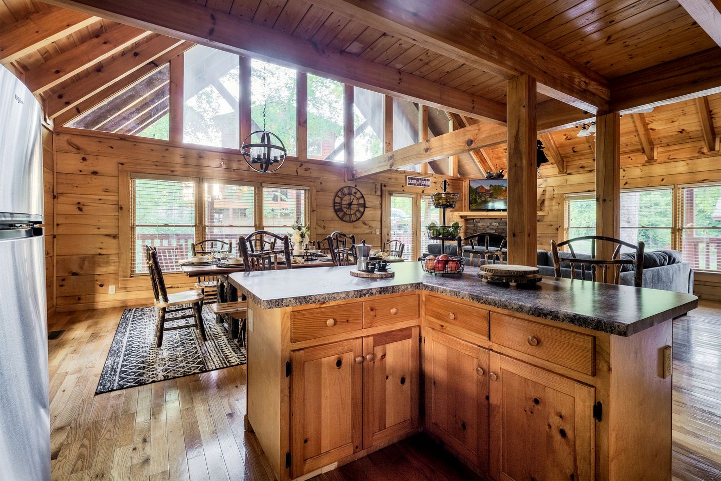 Spectacular Cabin Surrounded by Trees in Pigeon Forge, Tennessee