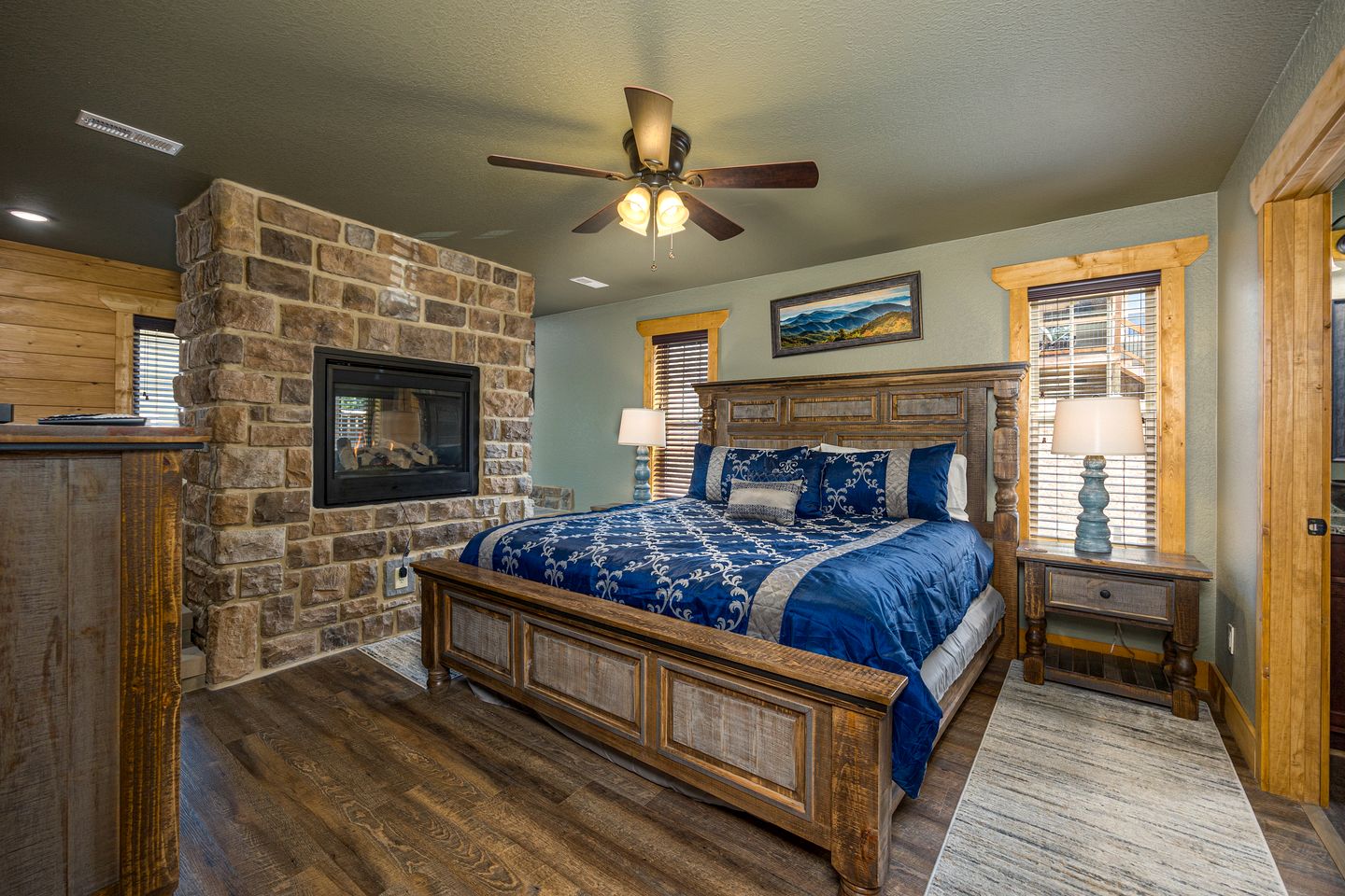 Outstanding Cabin with Indoor and Outdoor Swimming Pool and Game Room in Gatlinburg, Tennessee