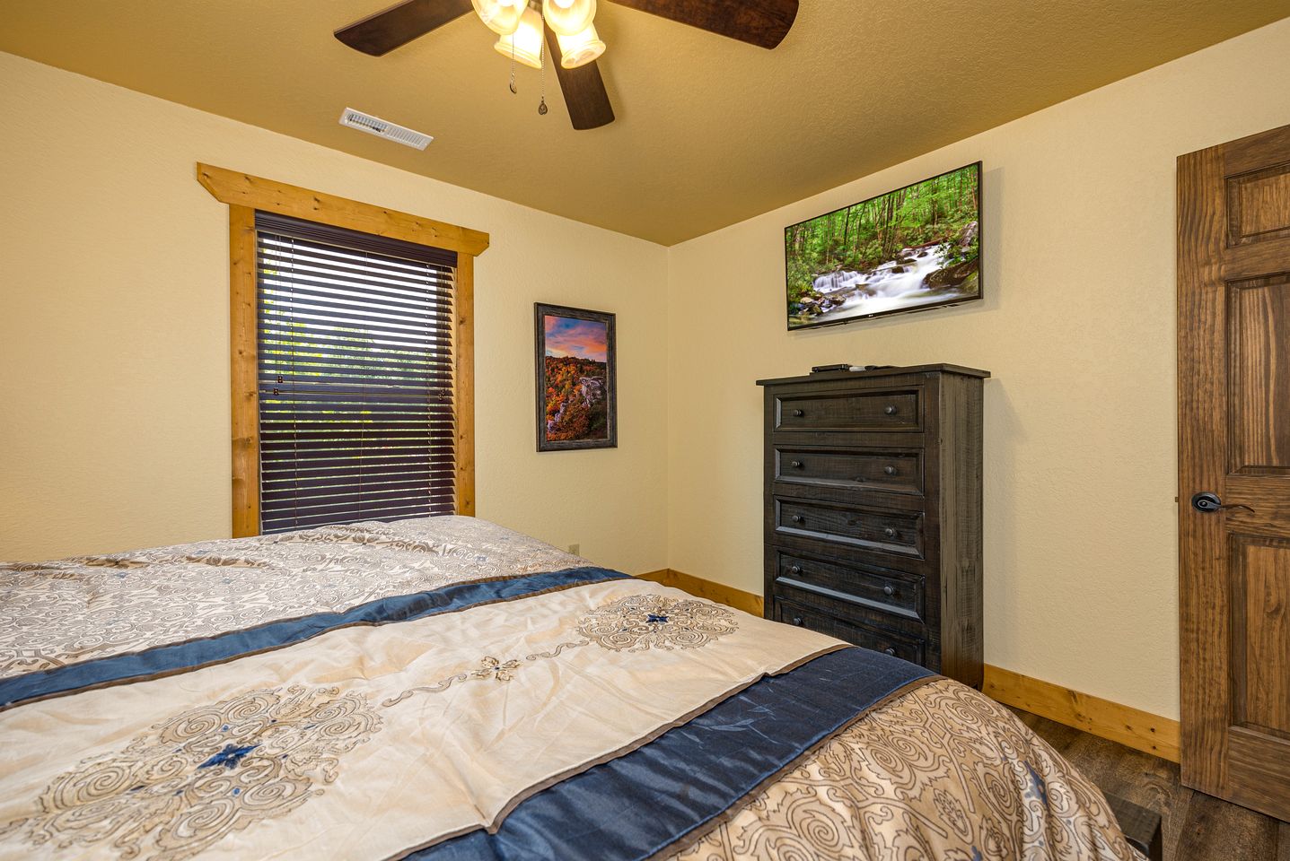 Outstanding Cabin with Indoor and Outdoor Swimming Pool and Game Room in Gatlinburg, Tennessee