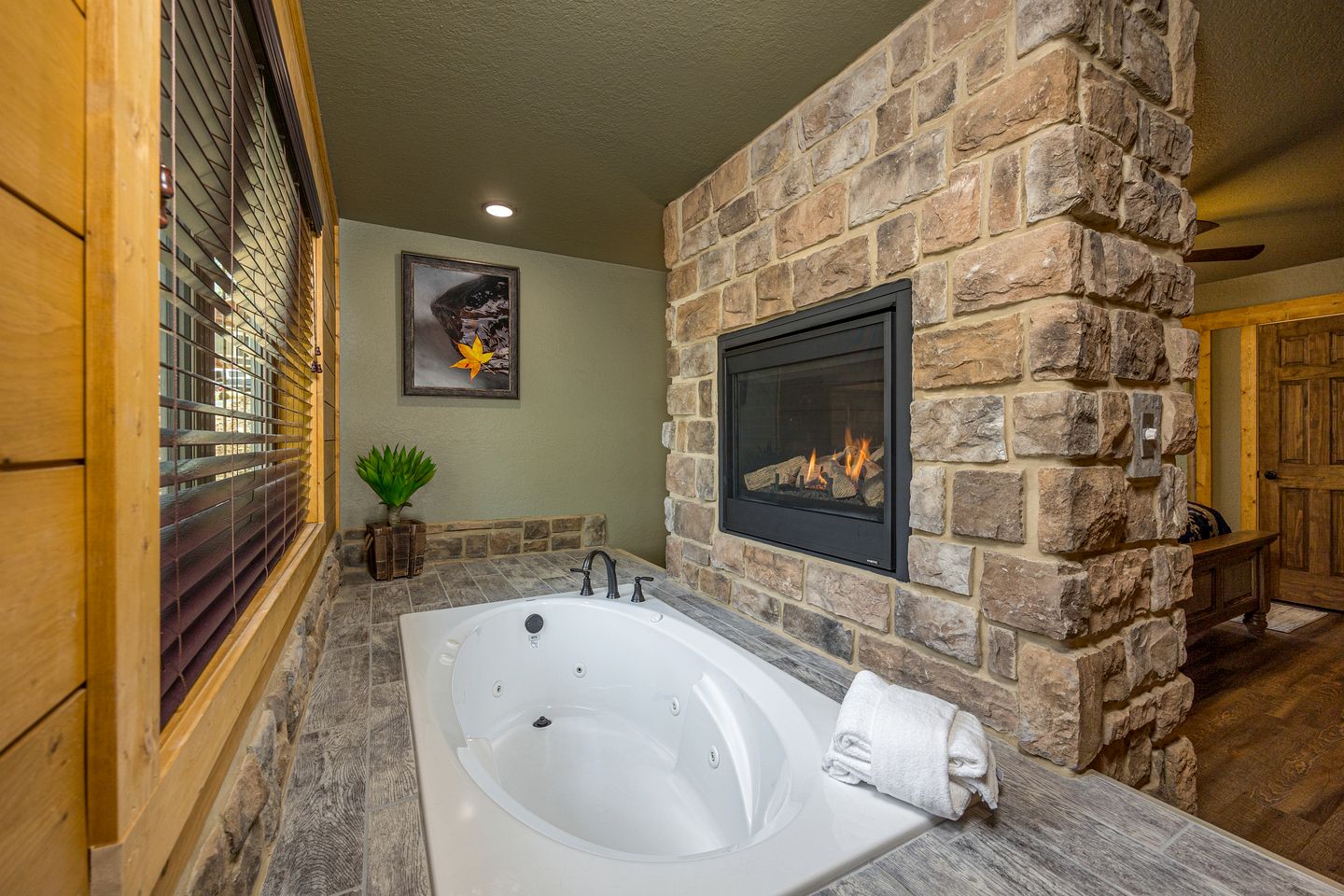 Outstanding Cabin with Indoor and Outdoor Swimming Pool and Game Room in Gatlinburg, Tennessee