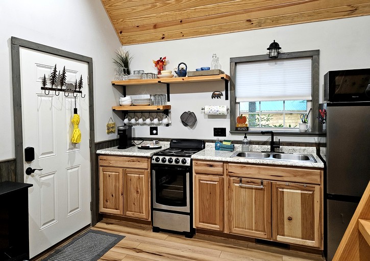 Cabins (United States of America, Cosby, Tennessee)